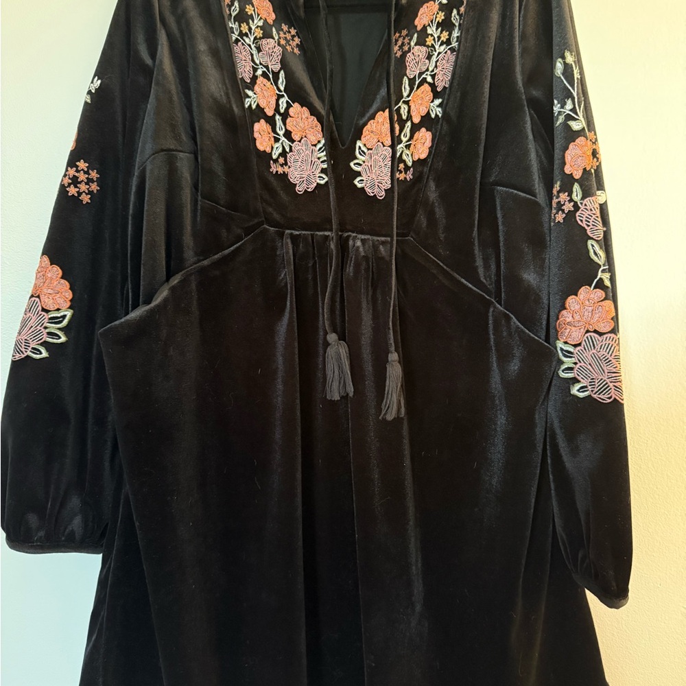 Lost + Wander Black Velvet Dress